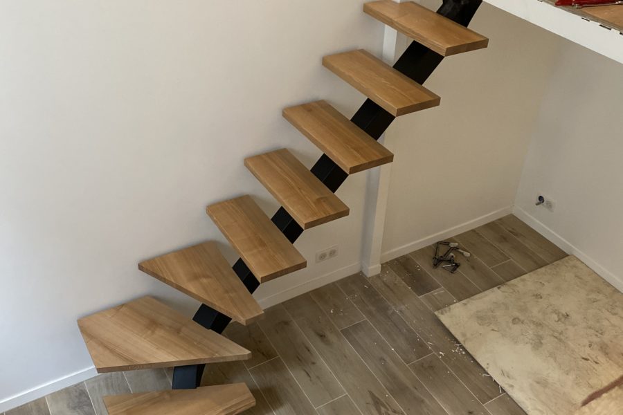 Escalier quart tournant bas 8 marches